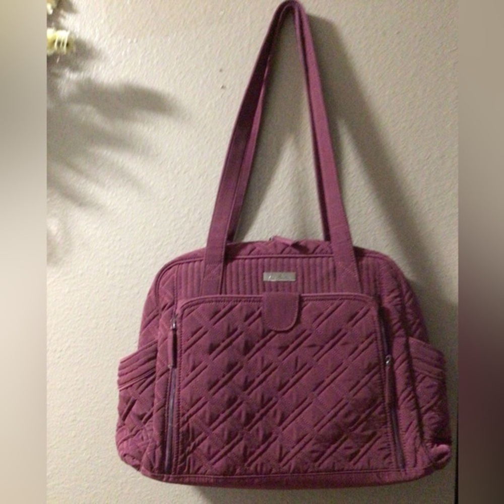 VERA BRADLEY BURGANDY DIPERBAG